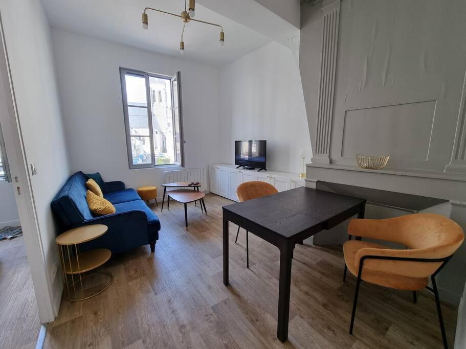 Le Saint-Nicolas, Cosy Et Central, Avec Local A Velos Saumur Exteriör bild